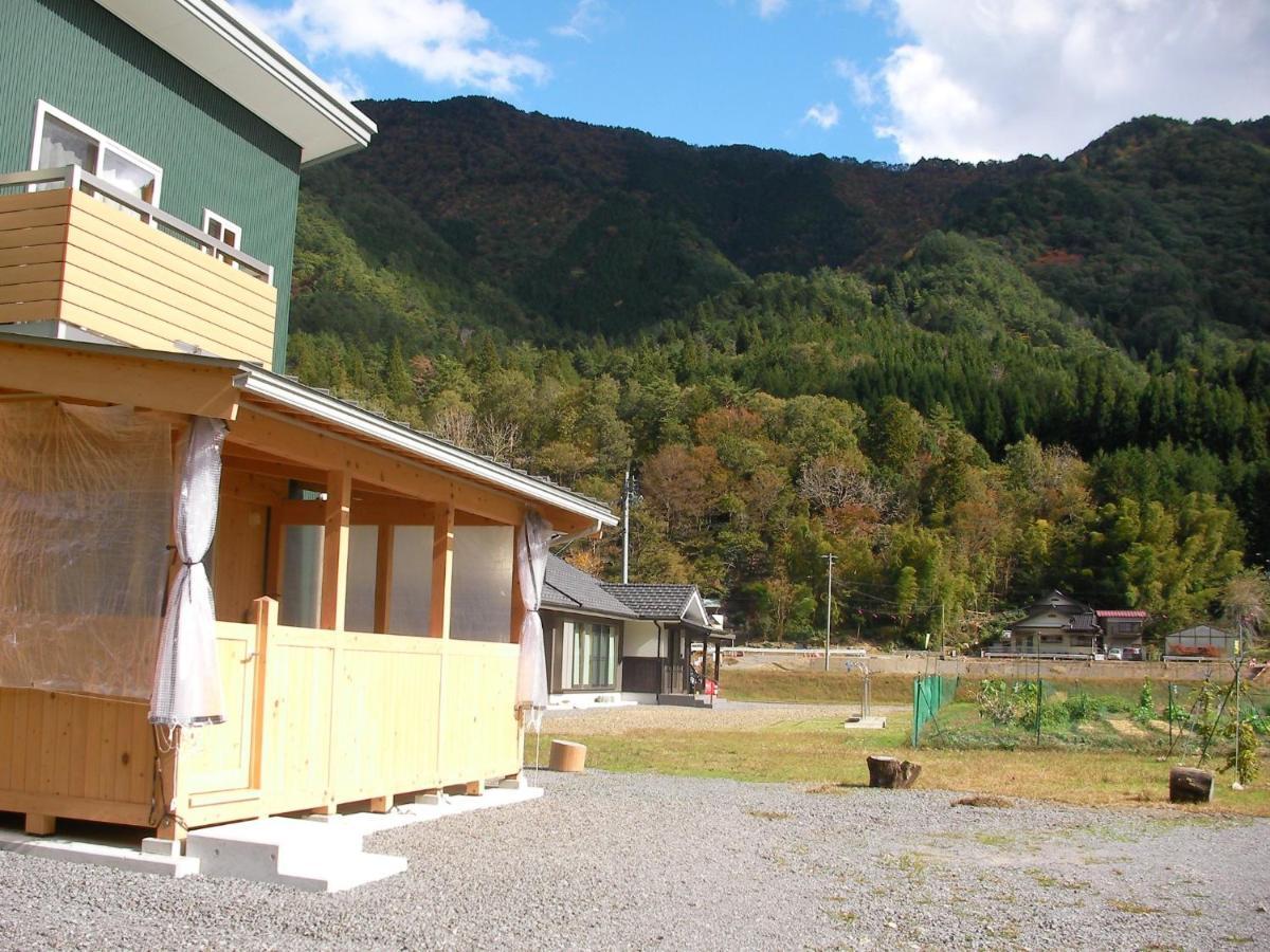 Ryukobashi No Hotori - Vacation 88697v * Gujo
